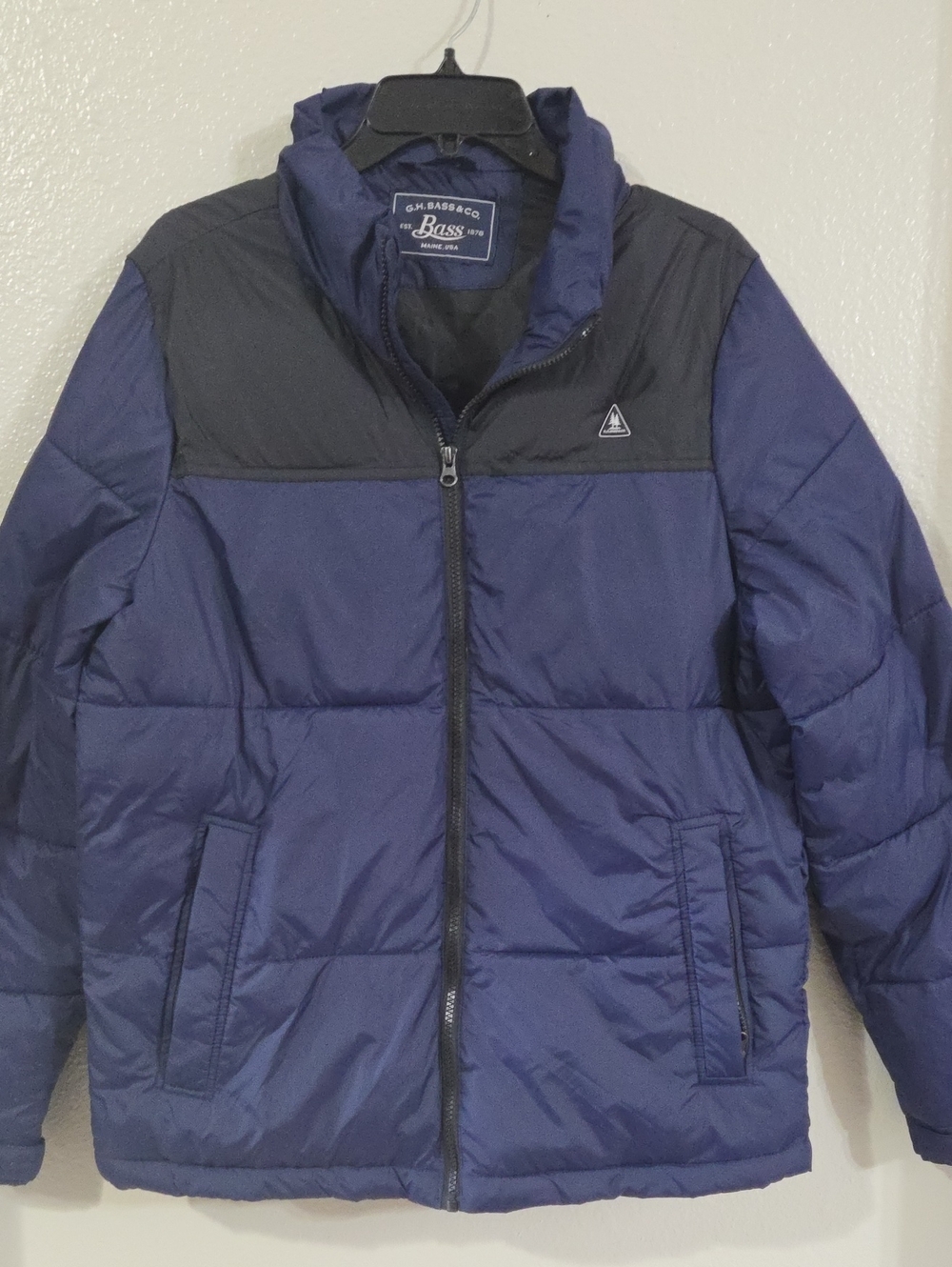 Bass Men's Navy and Black Quilted Puffer Coat